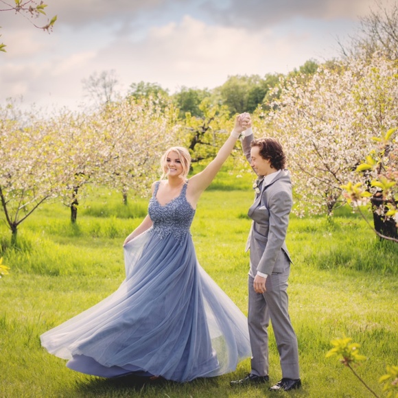 Prom dress - Picture 4 of 7